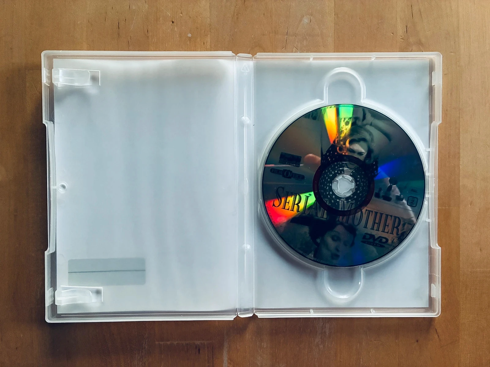DVD Mãe em Série de John Waters. – photo 2